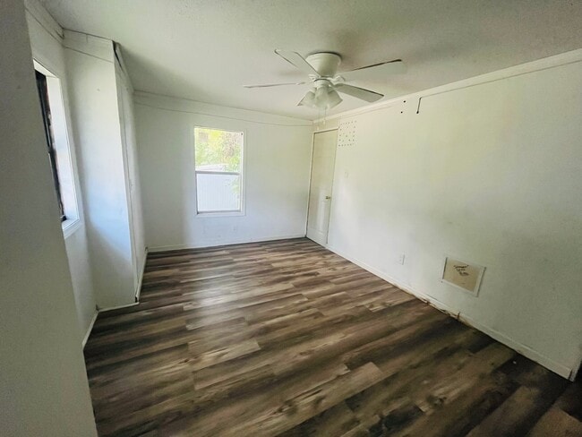 Building Photo - 180 Doyle Dr