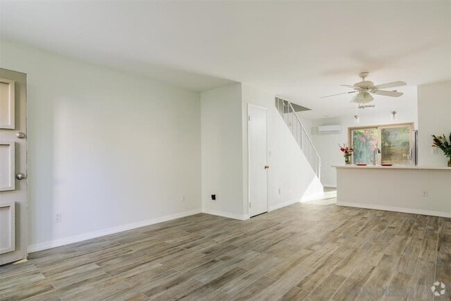 Building Photo - 6656 Bell Bluff Ave