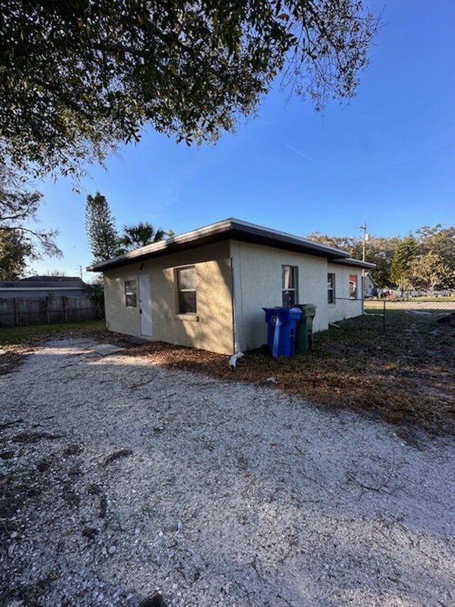 Foto del edificio - 2118 9th Ave E