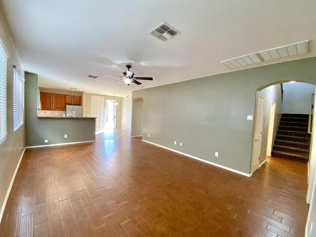 Building Photo - 17401 N Costa Brava Ave