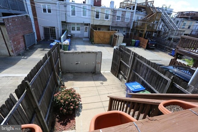 Building Photo - 524 S Bouldin St