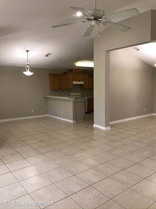 Building Photo - 3 br, 2 bath House - 4970 SW 63rd Loop - REIS
