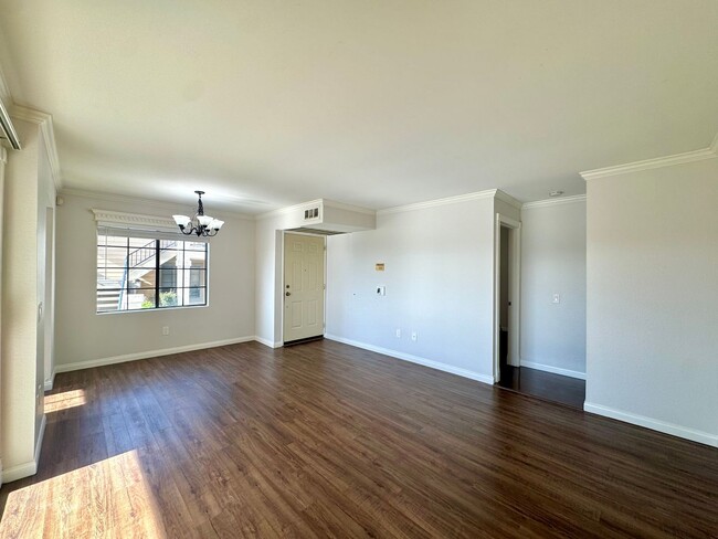 Building Photo - Great 2B/2BA Condo in Mira Mesa!