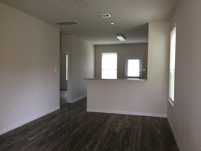Building Photo - 3931 Lexington Grove Ct