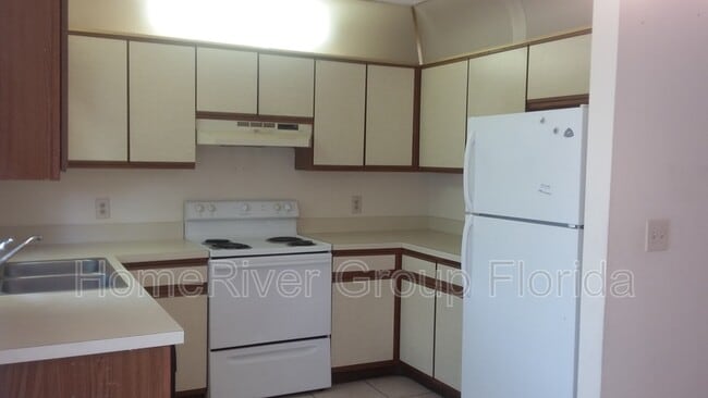 Building Photo - 2171 SE Lennard Rd