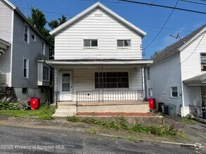 Building Photo - 151 Wyoming St