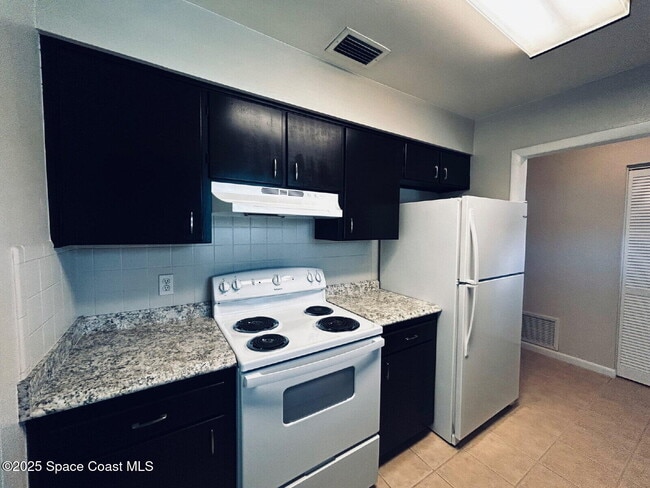 Foto del edificio - 1435 Belford Ct