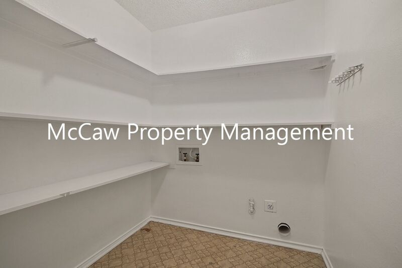 15920 Archwood Ln Unit 1012, Dallas, TX 75248 Condo for Rent in