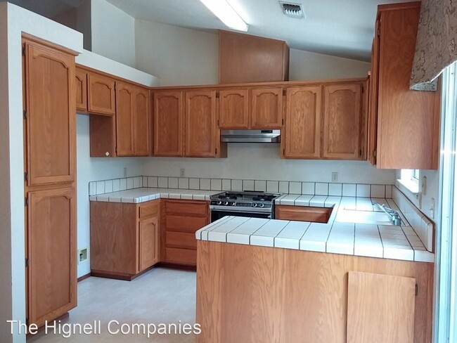 Building Photo - 3 br, 2 bath House - 604 Alamine Dr.