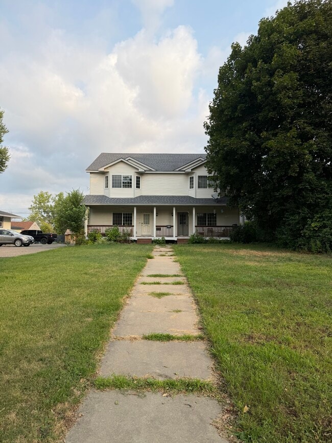 Building Photo - 3906 Reservoir Blvd