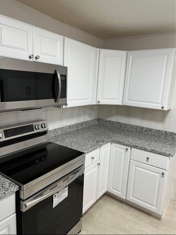 Building Photo - 4 Park Ave Pl