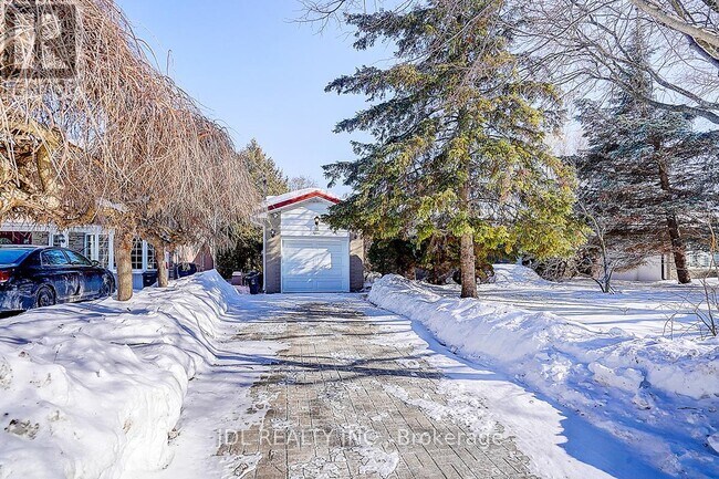 Photo du bâtiment - 15 Crossburn Dr