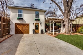 Building Photo - 1600 Fairmount Ave