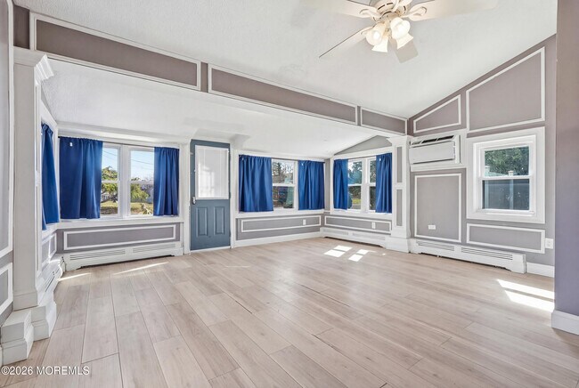 Foto del edificio - 644 Ocean Ave