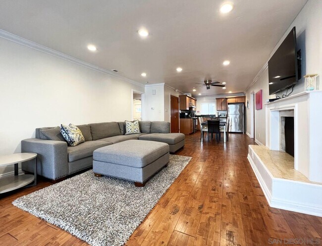 Foto del edificio - 1039 Coast Blvd