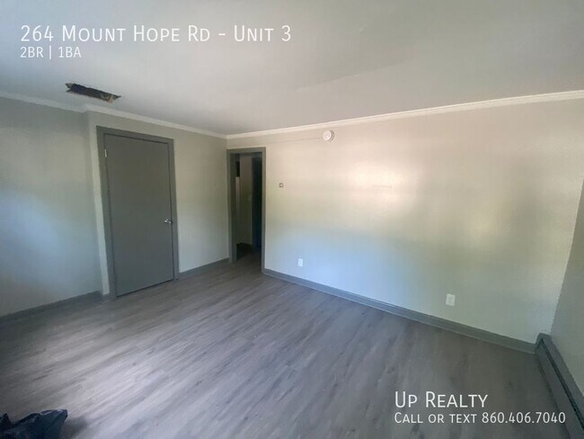 Foto del edificio - 264 Mt Hope Rd