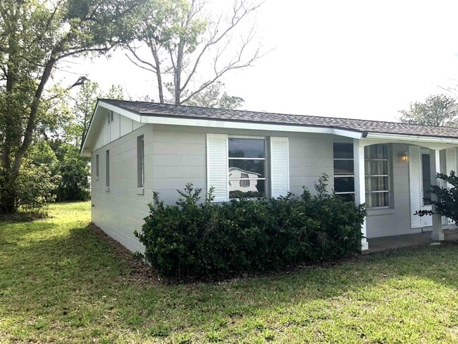 Building Photo - 233 Deltona Blvd