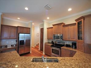 Foto del edificio - 578 106th Ave N