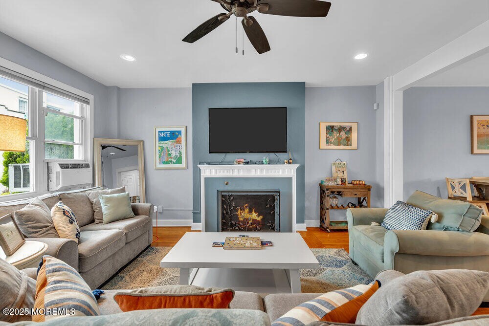 Foto principal - 8 Deal Lake Ct