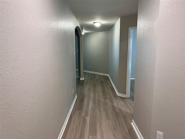 Building Photo - 2206 Nautica Terrace