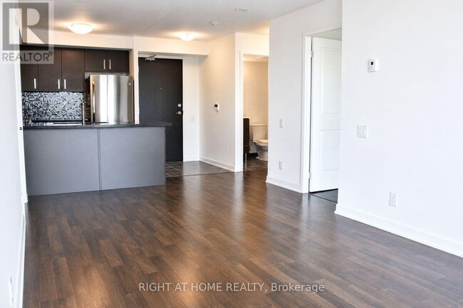 Building Photo - 17 Anndale Dr
