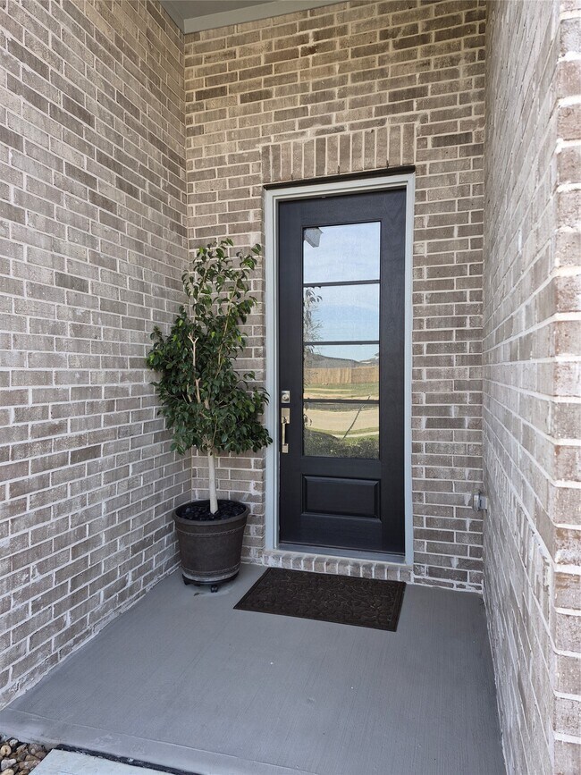 Foto del edificio - 31007 Golden Felipe St