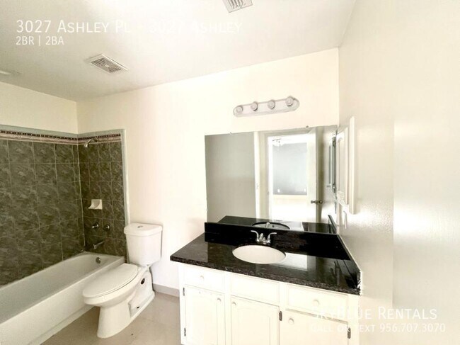 Building Photo - 3001 Ashley, 3027 Ashley