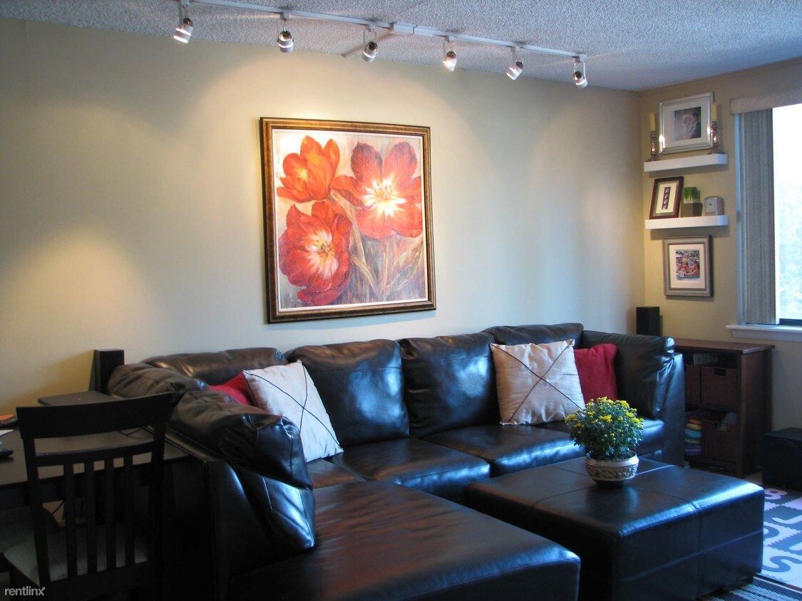 Foto principal - 2201 Cherry St