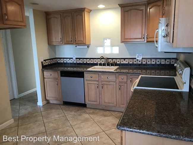 Building Photo - 3 br, 2 bath House - 5521 Starboard Court