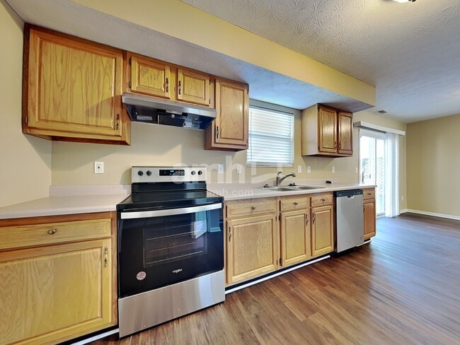 Foto del edificio - 18 Robin Way