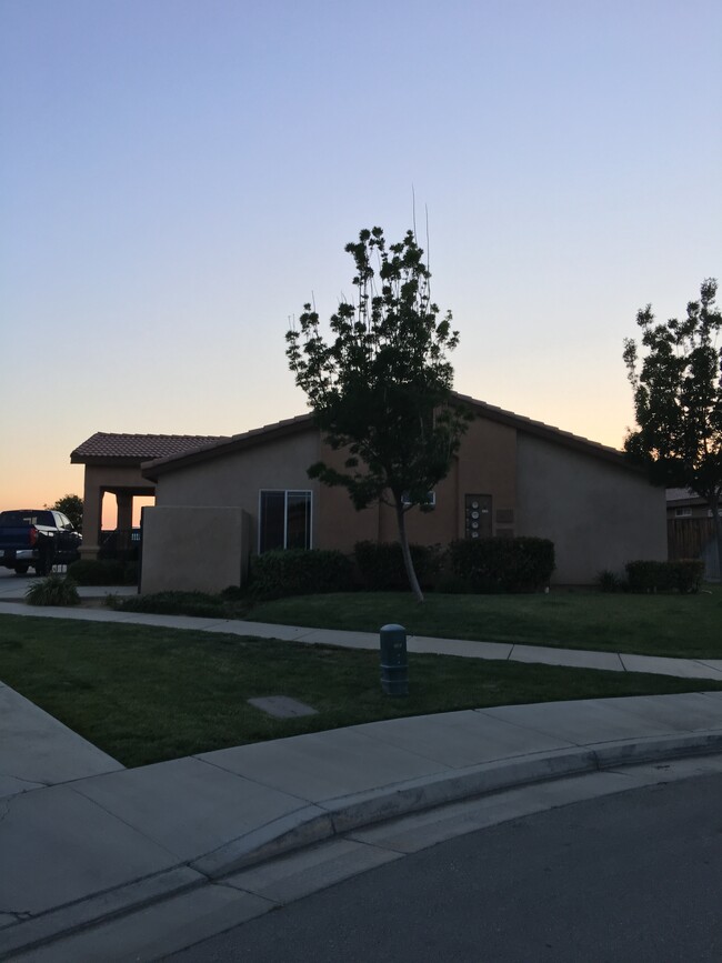 Building Photo - 3423 Rustic Meadow Ct