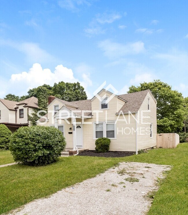 Foto del edificio - Charming 4 bedroom home in Columbus!