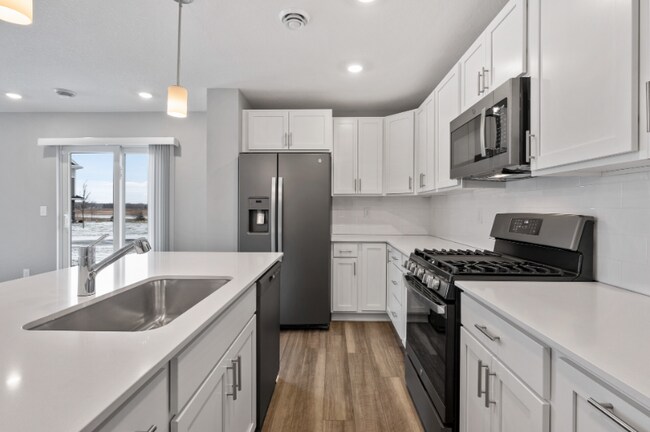 Foto del edificio - 11032 Zest St NE