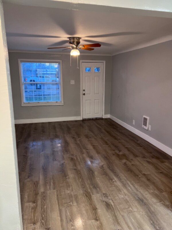 Foto del edificio - 120 4th St N