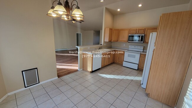 Building Photo - Great 3 bedroom 2 bath home in Fruita