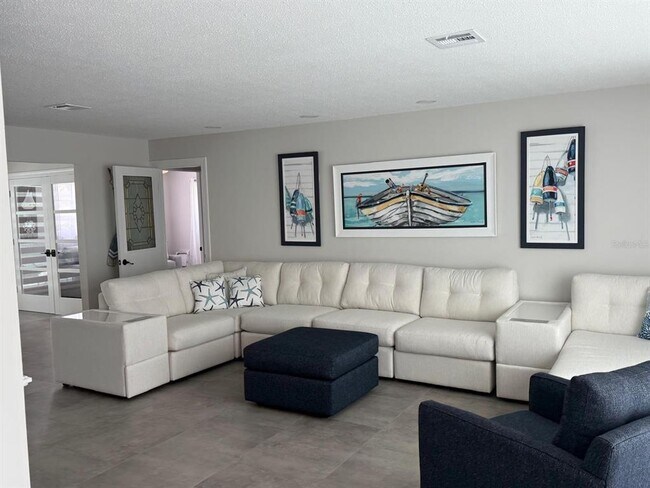 Building Photo - 1425 Appian Dr