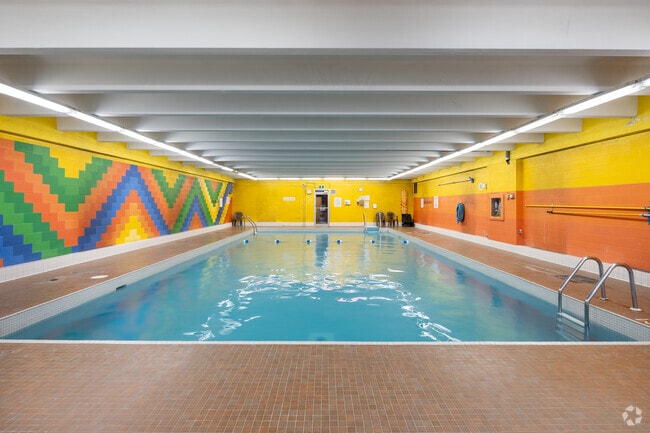 Swimming Pool - Two Ten Apartments