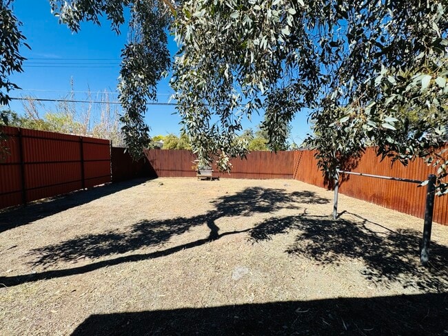 Foto del edificio - 2643 N Alvernon Way