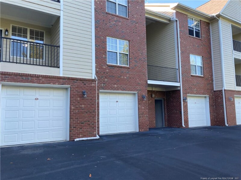 Foto principal - 653 Brandermill Rd