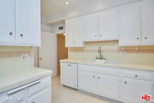 Foto del edificio - 2 br, 2 bath House - 125 S Elm Dr Apt 202