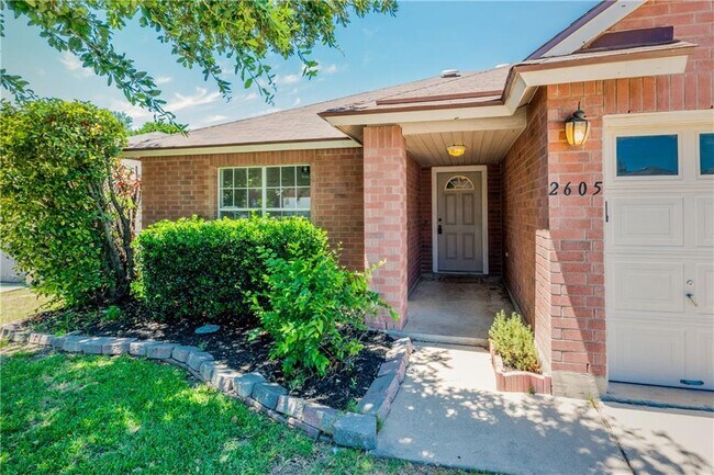 Building Photo - 2605 Andres Way
