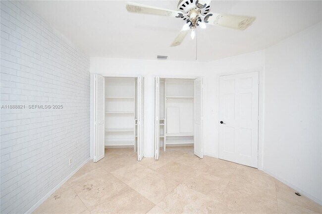 Foto del edificio - 9881 SW 1st Ct