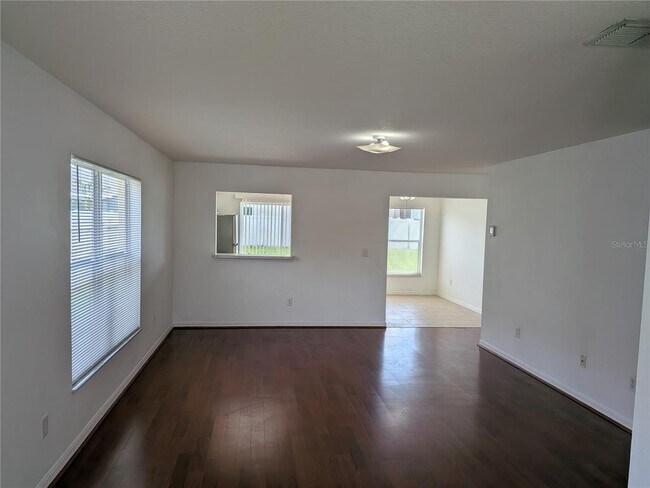 Foto del edificio - 24606 Victoria Wood Ct