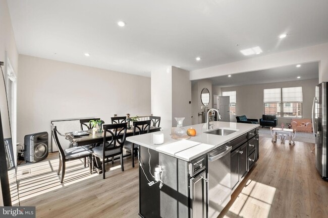 Building Photo - 9019 Belinda Blvd