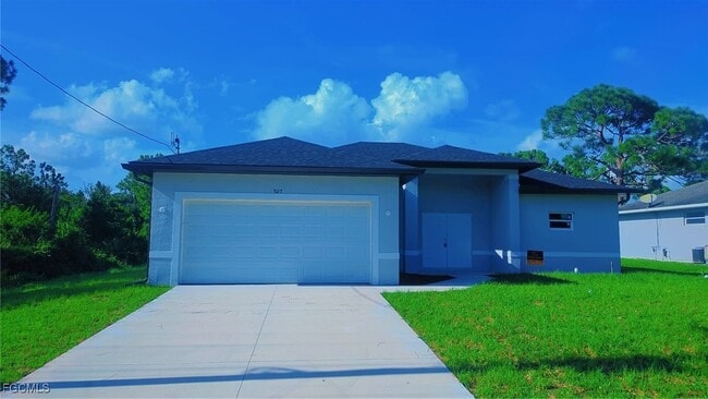 Building Photo - 927 Bolivia Dr