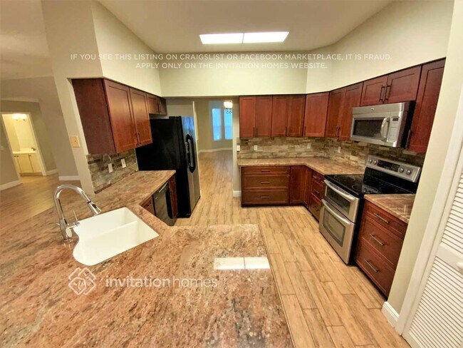 Foto del edificio - 15701 Bent Creek Rd