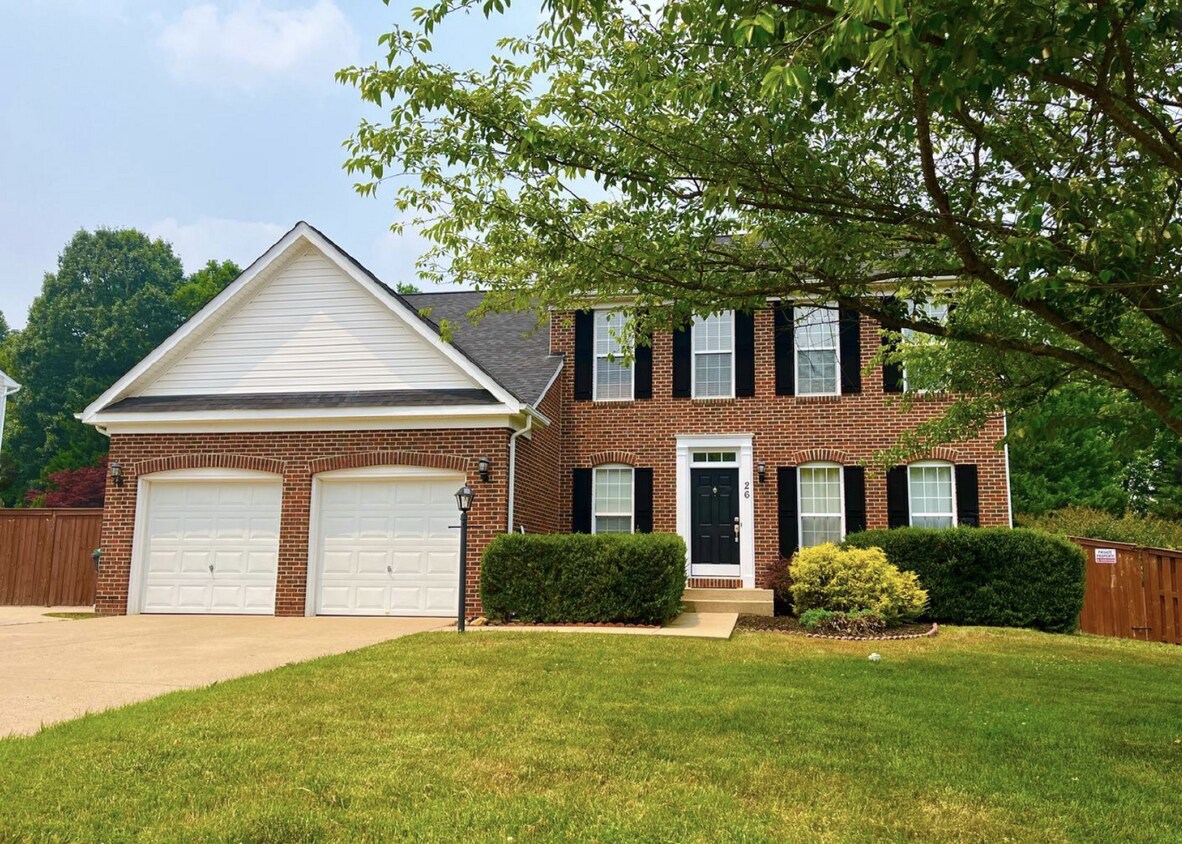 Foto principal - 26 Chadwick Dr