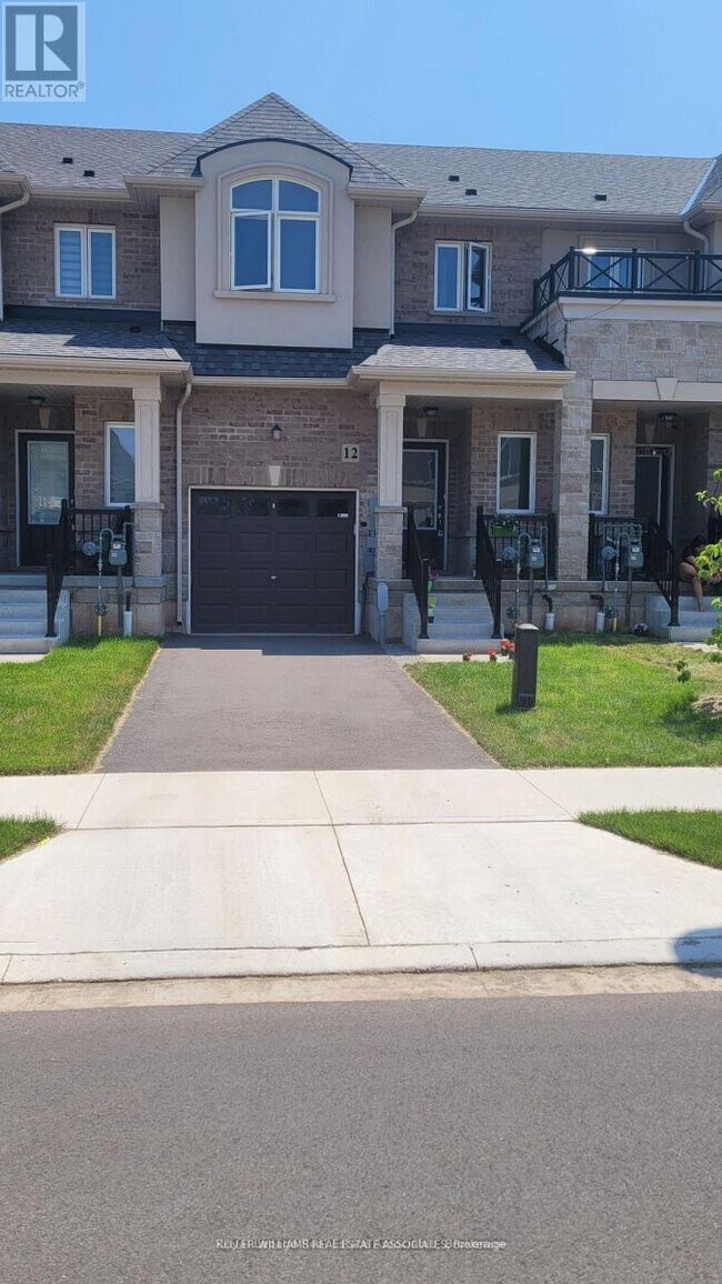 Building Photo - 12 Foothills Ln