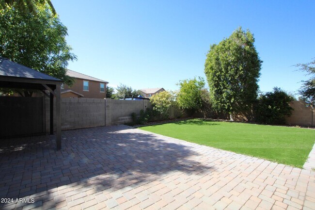 Foto del edificio - 12123 Cottontail Ln