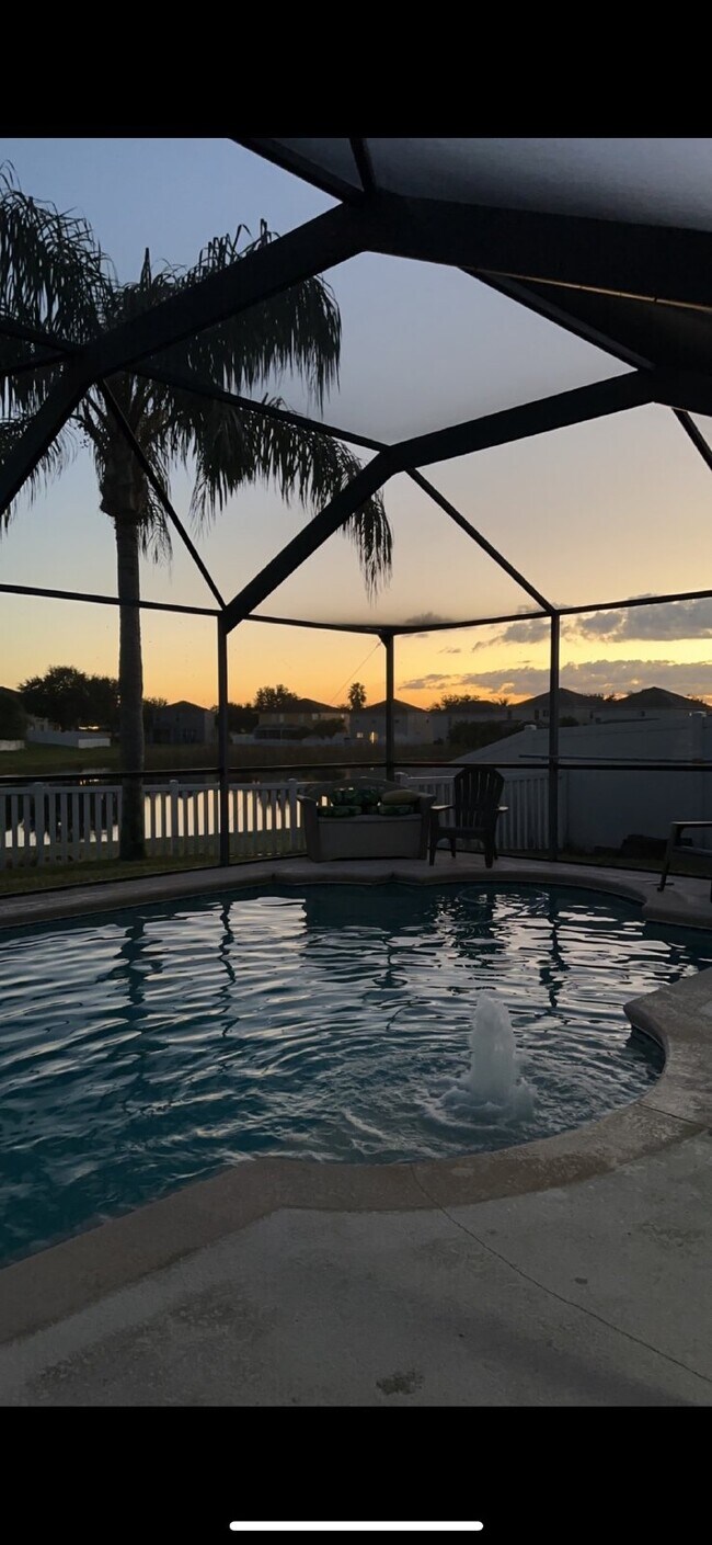 Building Photo - Spacious 4-Bedroom Home with 2.5 Baths in ...